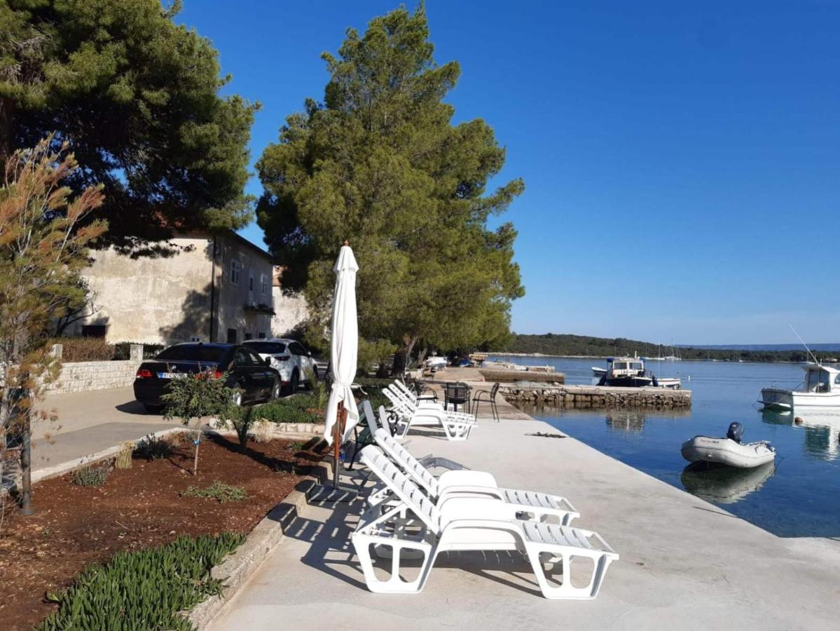 Ceratonia Apartments Lovište Extérieur photo