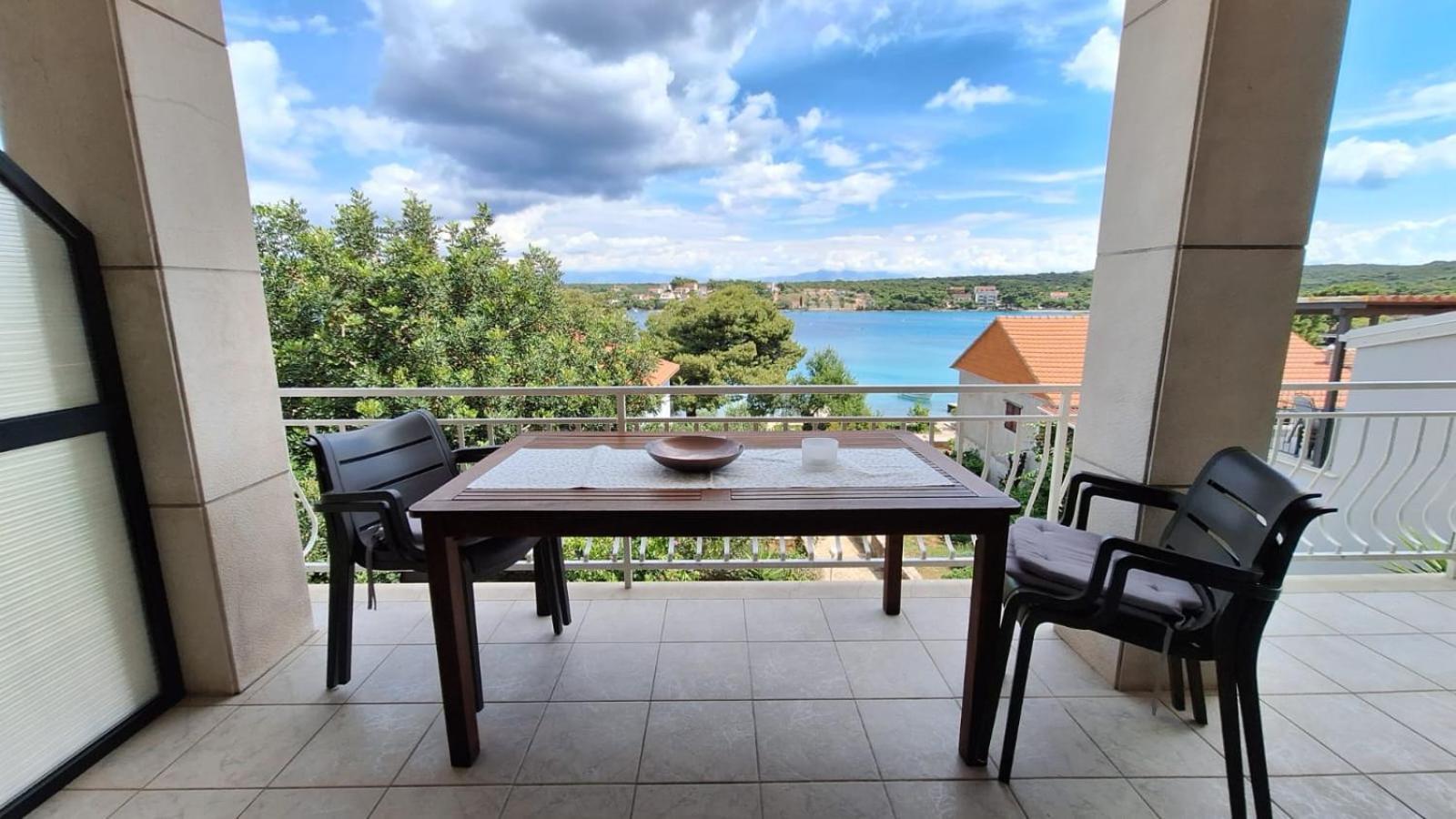 Ceratonia Apartments Lovište Extérieur photo