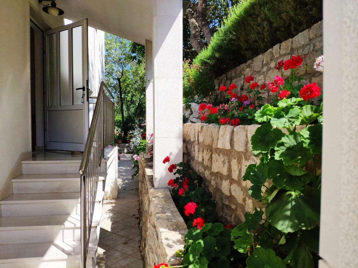 Ceratonia Apartments Lovište Extérieur photo